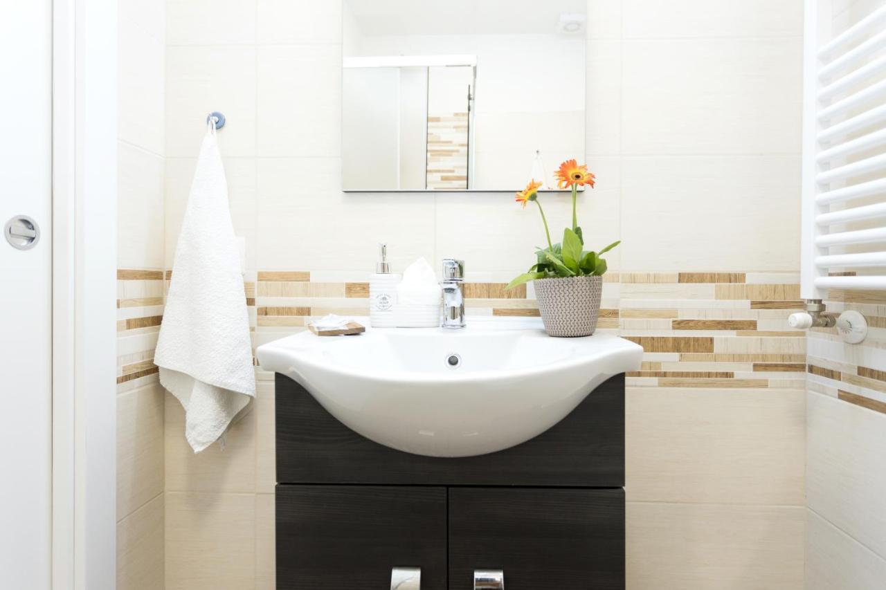 Dreaming In Rome - Vittorio Veneto Guest House Екстериор снимка
